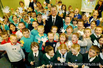 School pupils from around Bolton lend a helping hand in 2003