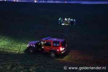 Gewonde visser gered van krib in Westervoort