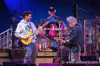 The Long Strange Trip of Dead & Company Continues With Legacy-Honoring, Career-Spanning New Year's Eve Show
