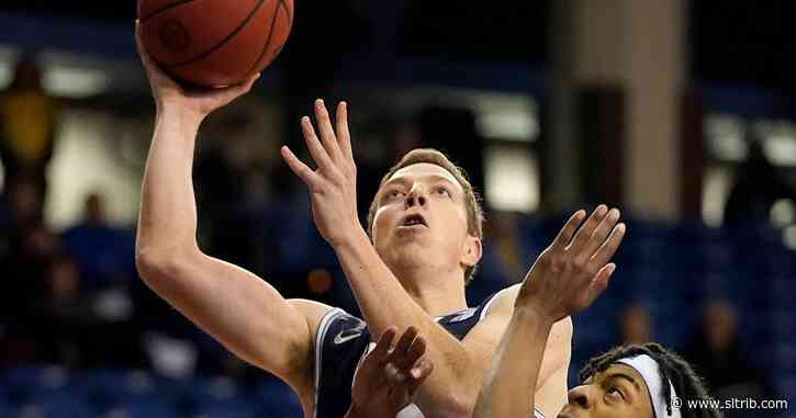 UNLV hands Utah State University first Mountain West Conference loss, 70-63