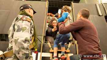 Australians brace for grim weekend forecast in wildfire battles