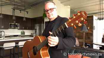 Guitarist finds new way to play music after experiencing a stroke