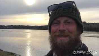 'Rain storms, snow, sleet, hail': Edmonton man walks across Canada for diabetes research