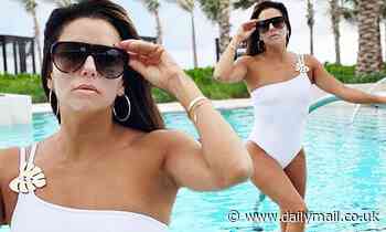 Eva Longoria proves she's tantalizing in new sultry Instagram snapshot taken during vacation in Cabo
