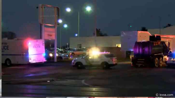 Police: Hostage situation at Heritage Credit Union