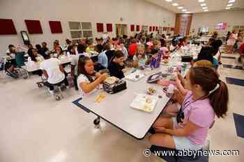 Feds set table for school-food program, warned to avoid top-down approach