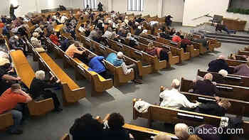 Texas police encourage officers to wear uniforms in houses of worship after attacks on religious communities