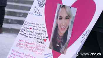 'She was fierce': Family, friends and fans honour Kelly Fraser at Inuk musician's vigil