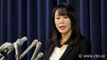 Japan vows to strengthen immigration checks in wake of Carlos Ghosn escape