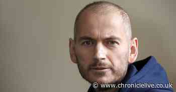 'How can I leave them now?': Dad diagnosed with stage four cancer two weeks after birth of second son