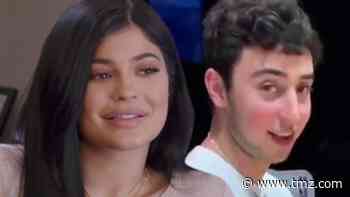 Kylie Jenner is Still Single Despite Flirty New Years Eve Posts
