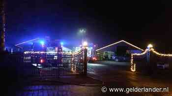 Grote brand bij houtverwerkingsbedrijf in Afferden