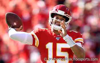 All four home teams favored in divisional round