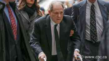 Harvey Weinstein arrives at New York City courthouse for rape trial