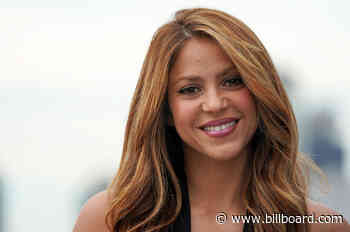 Shakira Teases Super Bowl Halftime Performance: 'You'll See Me in All My Splendor'