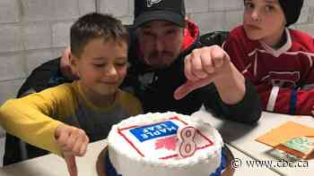 Jacob, 8, wanted a Toronto Maple Leafs cake. The bakery used the Maple Leaf Foods logo instead