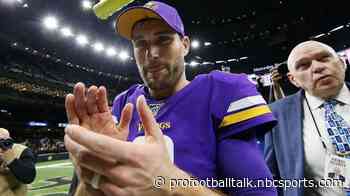Mike Zimmer gave Kirk Cousins game ball to tell people “he’s our guy”