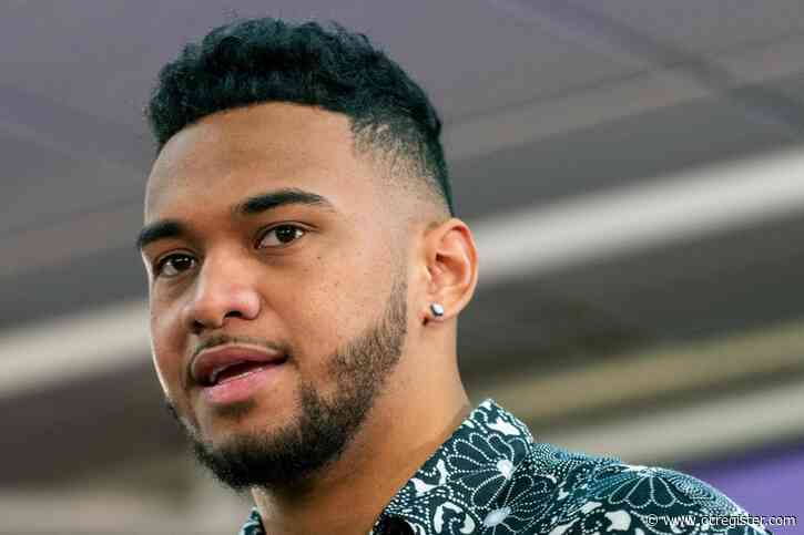 Alabama QB Tua Tagovailoa says he is entering 2020 NFL draft