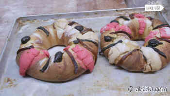 Celebrate Three Kings Day With a Rosca De Reyes