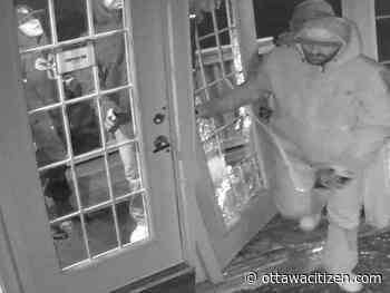 Police seek assistance to identify robbers