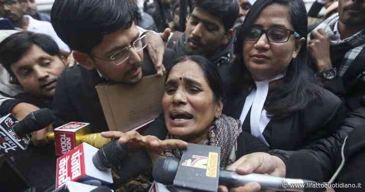 Stuprarono e uccisero studentessa, condannati saranno giustiziati per decisione dell’Alta corte indiana