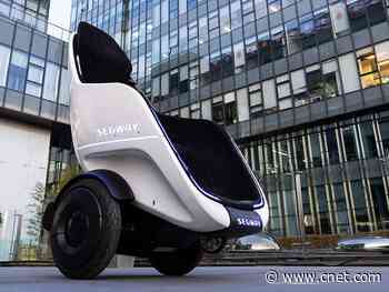 Segway's Wall-E egg chair made me feel like royalty     - CNET