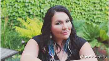 Poet crafts custom love poems to pay for tuition