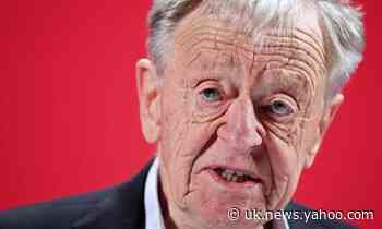Keir Starmer and Lord Dubs urge Tory MPs to rebel over child refugees