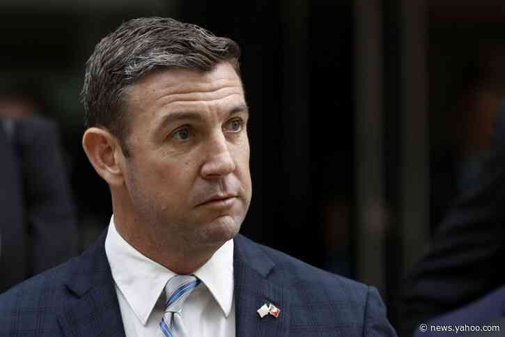 GOP Rep. Duncan Hunter resigns after corruption conviction