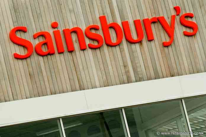 Sainsbury’s posts low Christmas figures and warns on “highly competitive” 2020