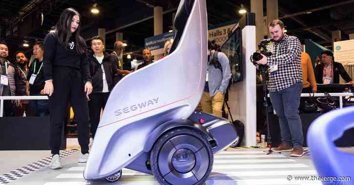 Segway’s S-Pod looks weird, but it’s a lot of fun to drive