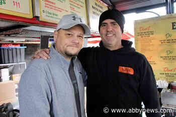 Abbotsford’s hotdog king is donating kidney to a customer