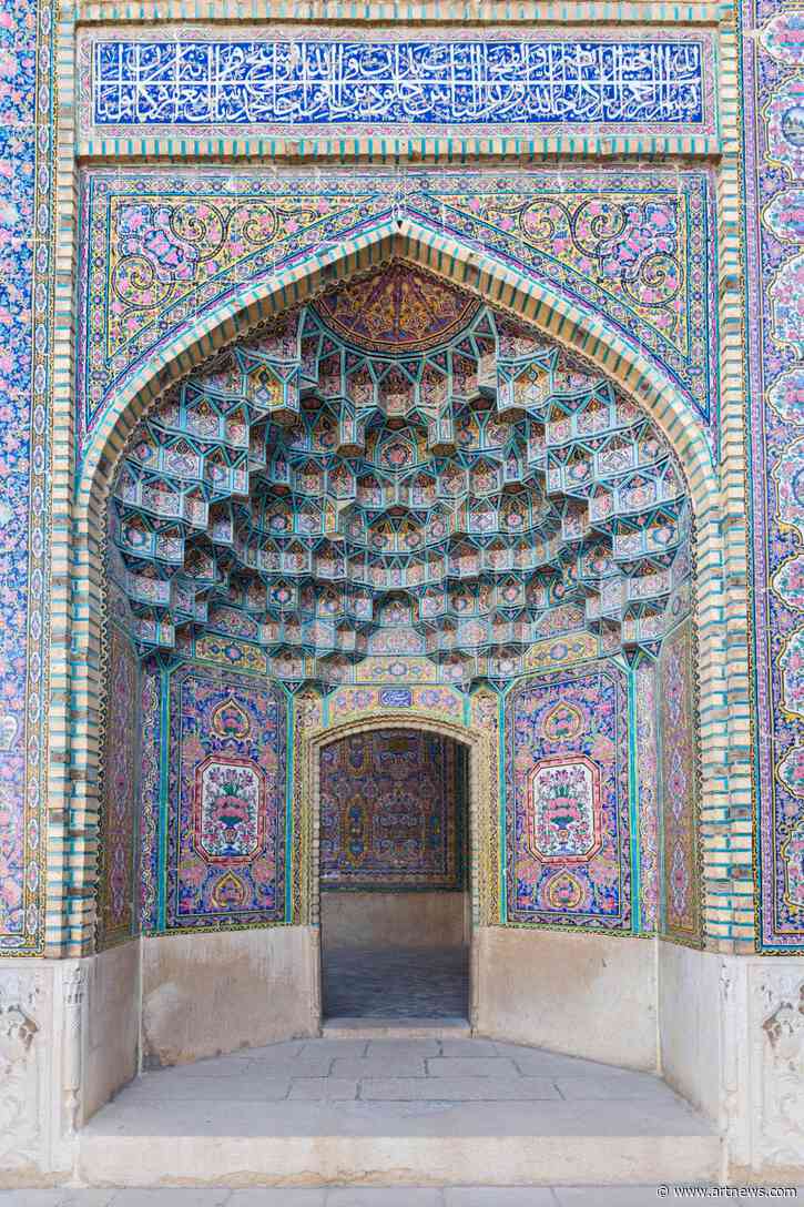 Trump Recants Comments on Striking Iranian Cultural Sites, Palais de Tokyo Show Generates Controversy, and More: Morning Links from January 8, 2020