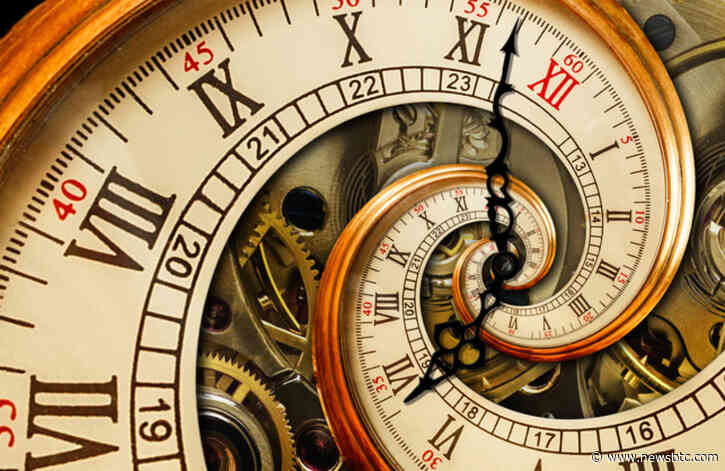 Bitcoin Fractal Hints At Six More Months of Downtrend, Worst To Yet Come