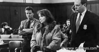 Adela Holzer, Whose Fall From Grace Was Theatrical, Is Dead