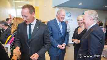 A Charest candidacy would not push MacKay out of the Conservative leadership race, says campaign source