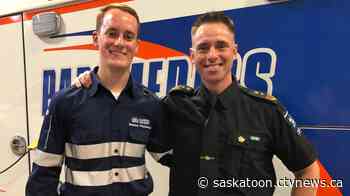 Australian students bearing the cold to learn from Saskatoon paramedics