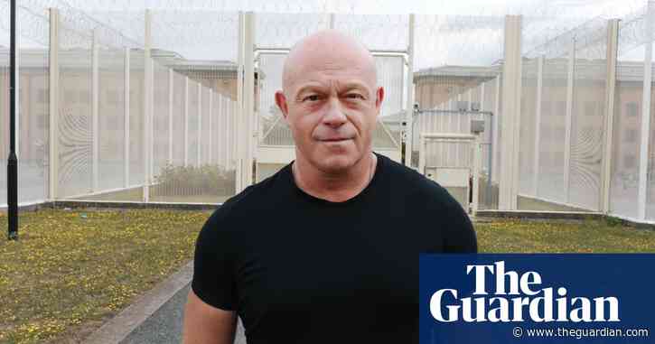 TV tonight: Ross Kemp gets banged up in Belmarsh