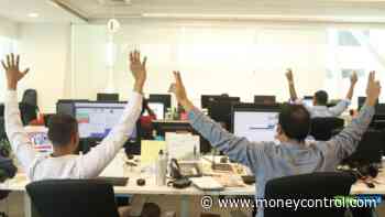 Investors#39; wealth rises by Rs 2.25 lakh cr in market rally