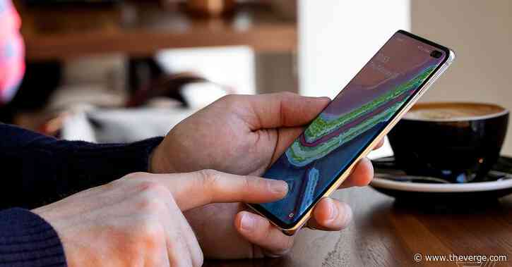 Today’s best deals are on these Samsung, Motorola, and OnePlus phones