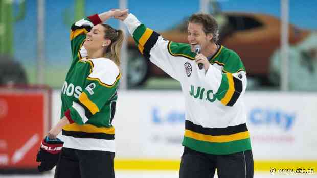 Members of Sheepdogs, Blue Rodeo to challenge former NHLers at Juno Cup in Saskatoon