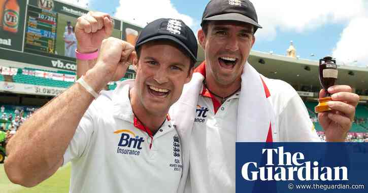 Andrew Strauss believes five-day Tests should stay unless case compels