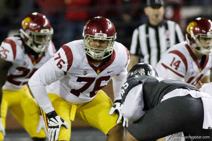Source: USC OT Clayton Bradley enters transfer portal