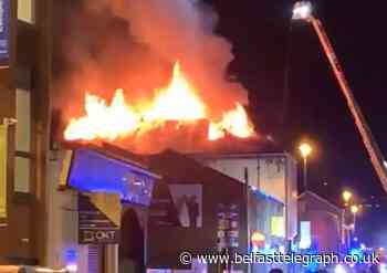 Firefighters tackle huge blaze at Derry nightclub