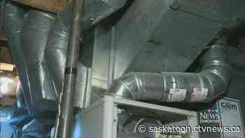 ‘It’s probably going to be a late night’: Busy season for Saskatoon furnace expert