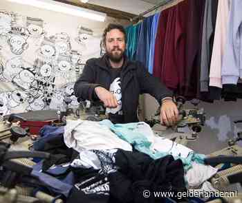 Striptekenaar uit Doornenburg woedend op politie die niets deed na diefstal van ruim 7500 euro aan Fuuki-shirts