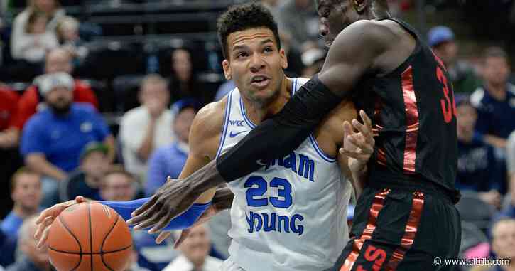 BYU forward Yoeli Childs’ finger injury could stall the Cougars’ WCC plans