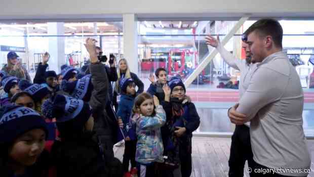 Blue Jays' Winter Tour a big hit with students in Calgary