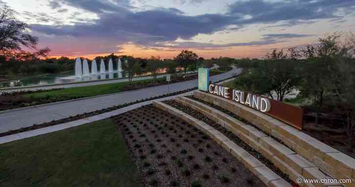Buyers enjoy new home selections in Katy’s Cane Island