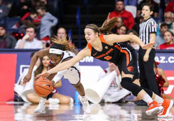 WOMEN: Pivec lifts No. 3 Oregon State over No. 18 Wildcats 63-61